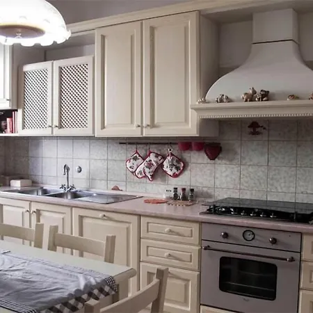 Casa Perry * أسكولي بيتشينو